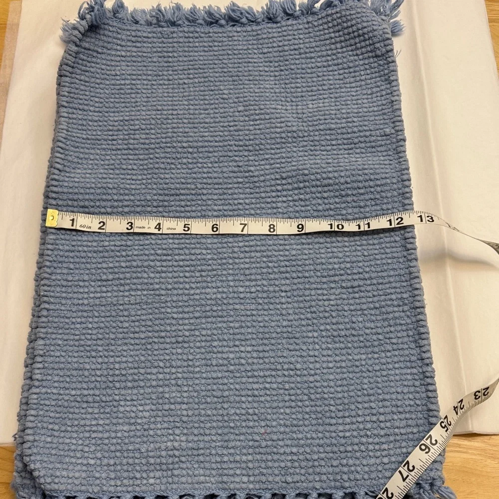 Set of 8 Blue Woven placemats , heavyweight reversible fabric, excellent
